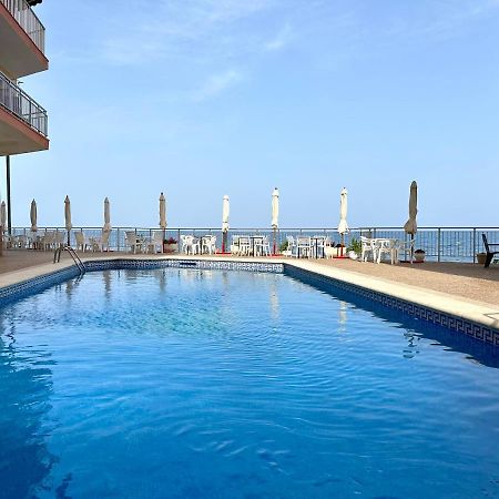 Amazing 3 Bedrooms Apartment With Pool Next To The Sea Torrevieja Exterior foto